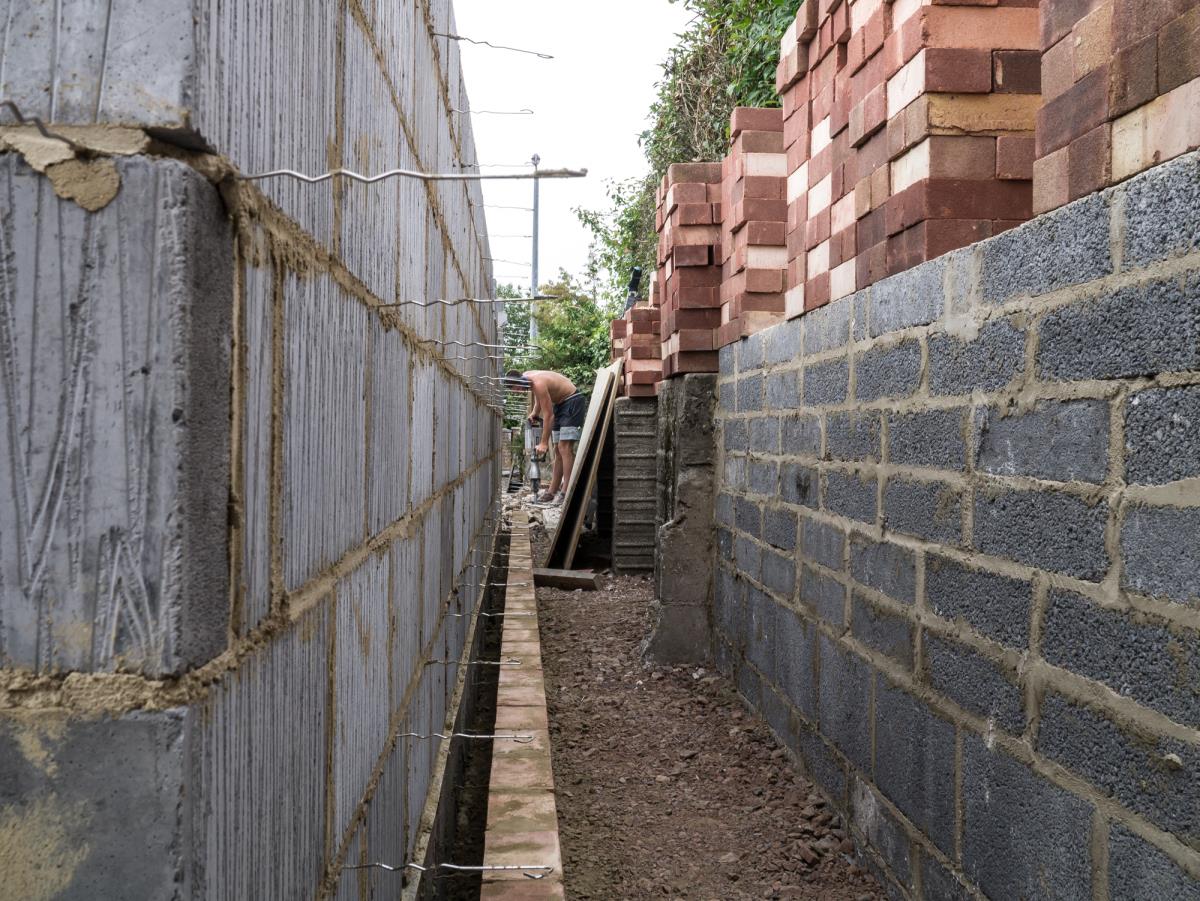 Wall ties